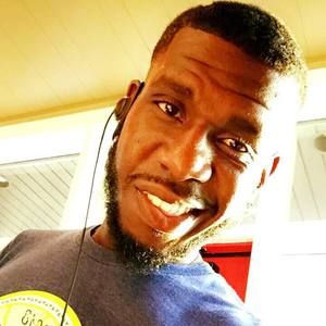 Meet your Posher, Travis